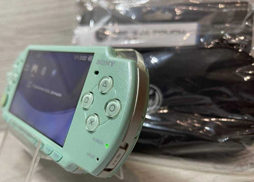 Приставка SONY PlayStation Slim Mint Green 32Gb. Киев - изображение 5