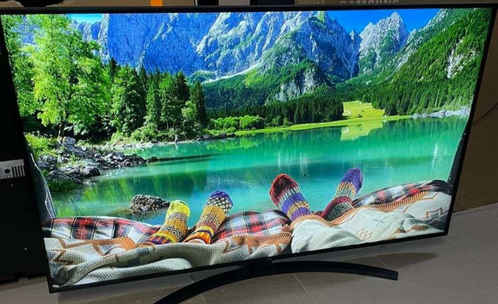 Телевизор: 55