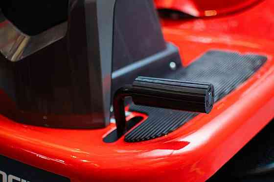 Трактор-газонокосарка бензиновий YATO 8,8 кВт, шир/вис покосу 760/20-90 мм, збірник- 170 л Одесса