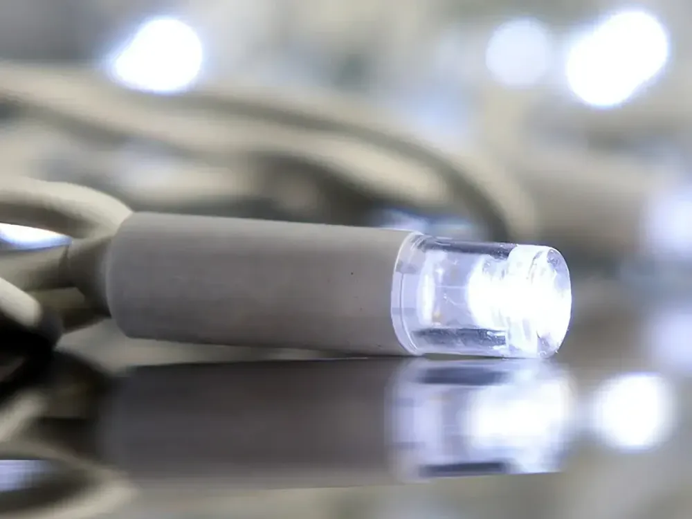 Гирлянда уличная 3,3мм белый провод 10м мерцающая лампа 100LED (белый) L Lux LINE-3.3-100-W-1 Одесса - изображение 4