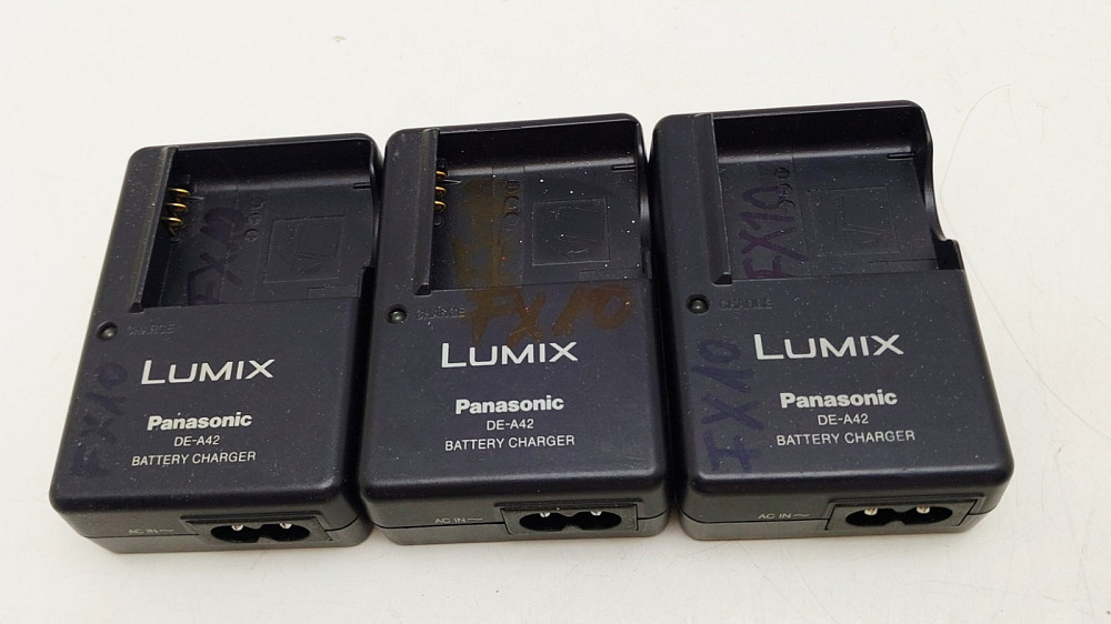 Оригінальний зарядний пристрій Panasonic Lumix DE-A42 Battery Charger (товар вживаний) Луцьк - фото 2