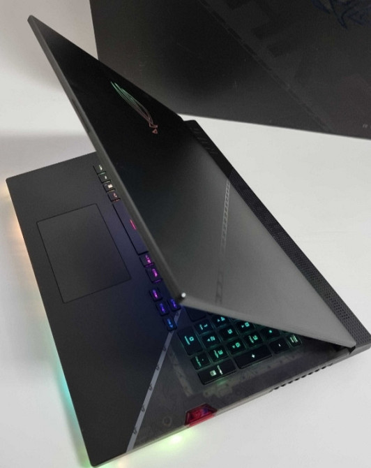 ASUS ROG STRIX SCAR 17 19 12900H/RTX 3070TI/RAM 64Gb/SSD1TB/360Hz Ноутбук Киев - изображение 7