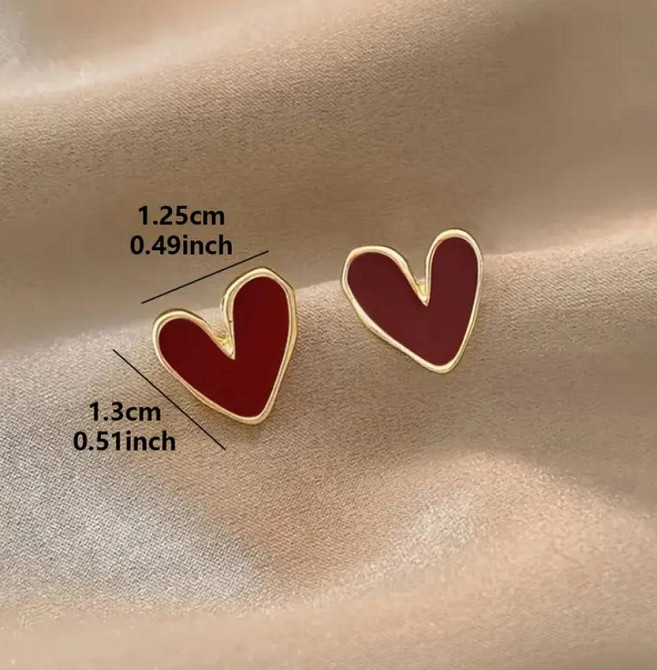 Минималистичные серьги-пусеты в форме сердца, красные, 13 мм Женские гвоздики для повседневной носки Киев - изображение 5