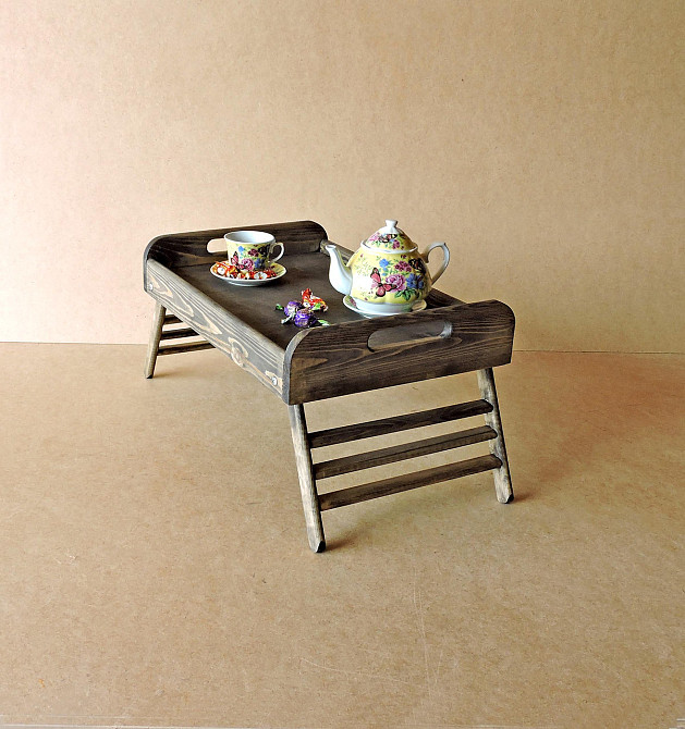 Столик-поднос для завтрака 