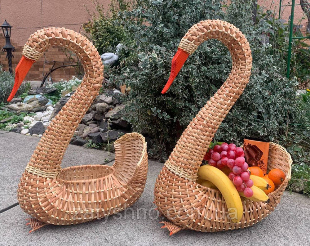 Кошик-лебідь плетений Київ - фото 1