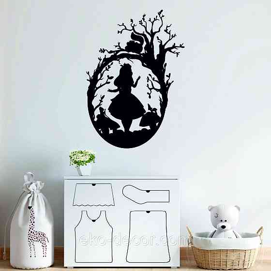 Декоративне настінне Панно «Аліса», Декор на стіну 110*78 см, Чорний Київ