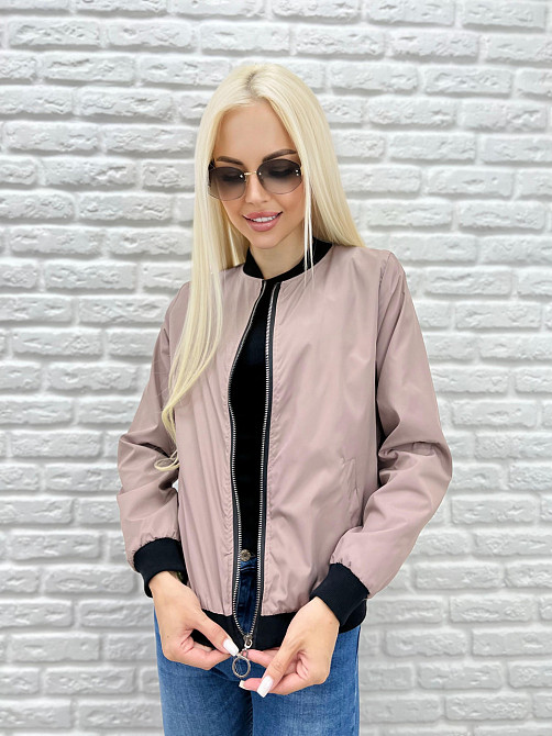 Жіноча вітровка з щільної плащівки "Leland" оптом | Розпродаж моделі Капучіно, 42-44 Київ - фото 1