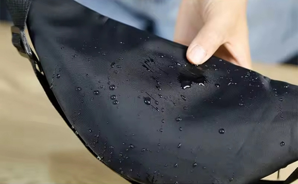 Сумка на пояс бананка 2 кармана унисекс 30 на 15 см чёрный Киев - изображение 5