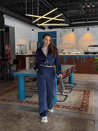 Женский повседневный велюровый костюм двойка: кофта и штаны плотный турецкий велюр Синий, 42/46 Одесса