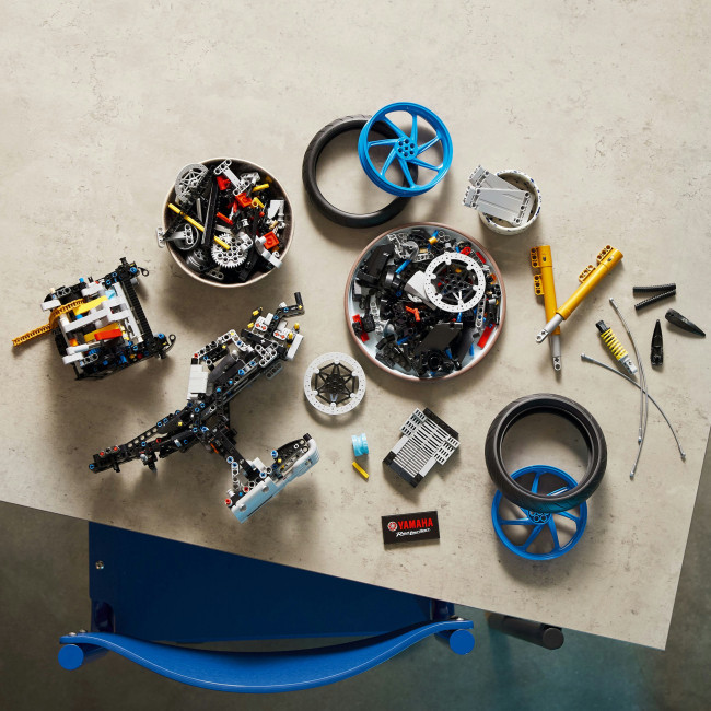 Конструктор Technic Yamaha MT-10 SP (42159), 1478 деталей сумісний з Lego-лого Київ - фото 3