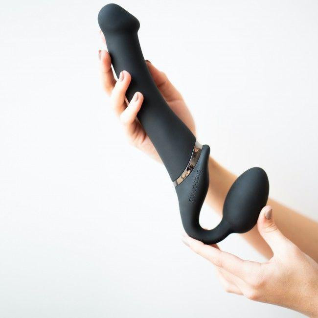 Безремінний страпон з вібрацією Strap-On-Me Vibrating Black M, діаметр 3,8см, пульт ДК, регульований Sex Aura Київ - фото 7