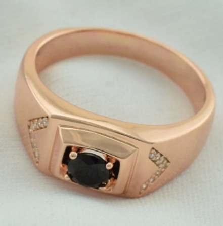 Печатка Xuping 11213 черные фианиты, позолота РО, ширина 8 мм, размер 20, вес 5,4 г, мужская Киев