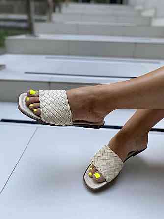 L&M Стильні шльопанці жіночі, штучна шкіра, бежеві на низькій підошві літні L&M 314-3 р. 38-40 Коломыя