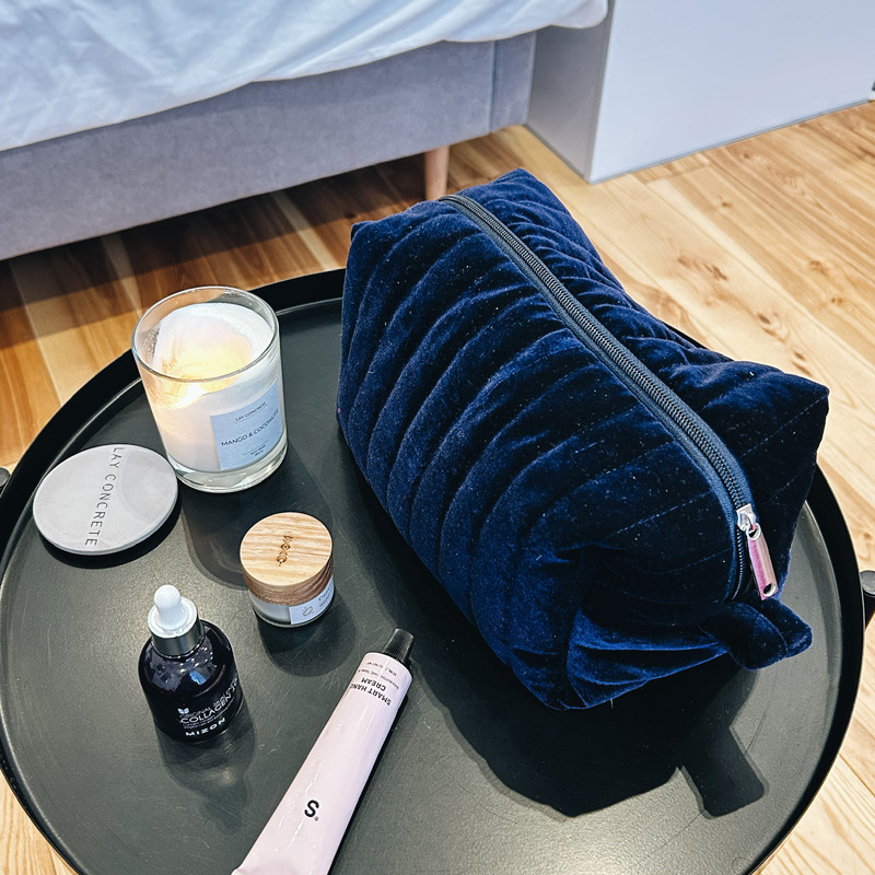 Большая женская бархатная косметичка 24x13x13 см (Синий) Сумы - изображение 4