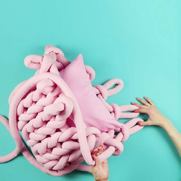 Подушка 40х40 крупной вязки из толстой пряжи техника OHHIO разные цвета Кременчуг - изображение 8