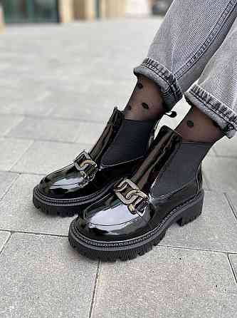 SOTHBY'S Черевики жіночі Sothby 's чорні шкіра лакована 37р. (M-1079 4988) Коломыя