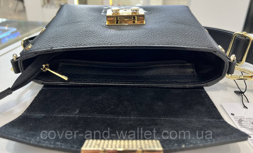 Стильная женская сумка кросс-боди из фактурной кожи черного цвета Virginia Conti Киев - изображение 7