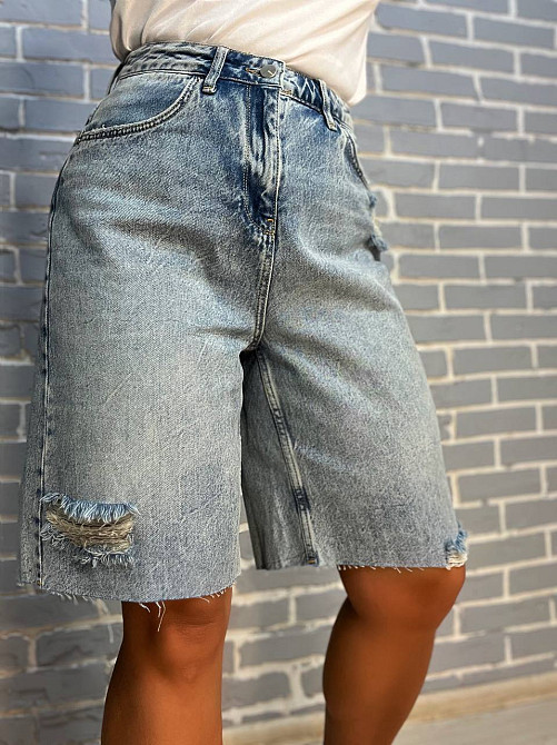 Шорти жіночі джинсові Women Denim 2038-977 бермуди рвані довжина до колін блакитні, блакитний, 34 Київ - фото 14