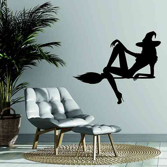 Декоративное настенное Панно «Ведьма на метле», Декор на стену Киев