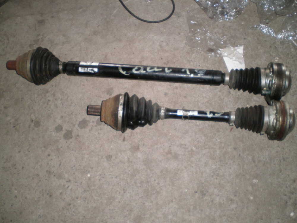 Піввісь ліва VW Caddy 1.9 tdi 2004-2010 Ковель - фото 1