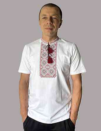 Футболка вишиванка біла з гарним червоно-чорним орнаментом Київ