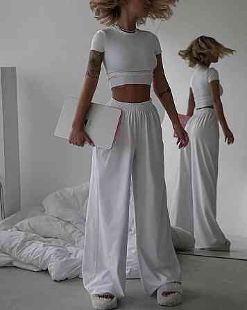 Жіночий базовий костюм-двійка: футболки та штани мікродайвінг Білий, 46/48 Одеса