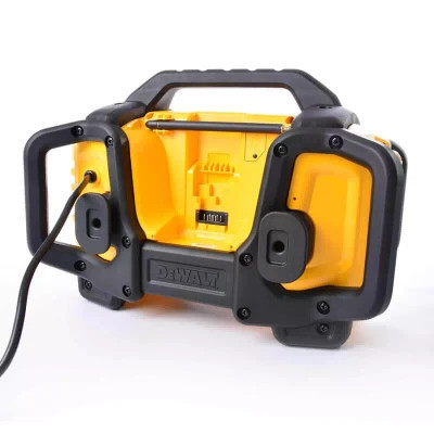 Зарядное устройство для аккумуляторов инструмента DeWALT с радиоприемником 18V, 54V XR, время зарядки 140 мин, вес 7.2 кг (DCR027) Винница - изображение 4