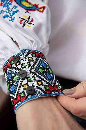 Вишиванка жіноча, лляна, біла, з довгим рукавом, топ Київ