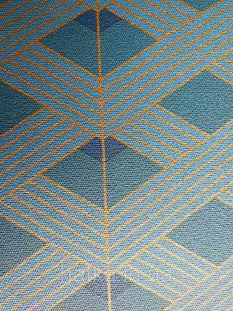 Шпалери вінілові Lutece Melody 51197201 геометрія смуги фігури темно-сині золотисті Київ