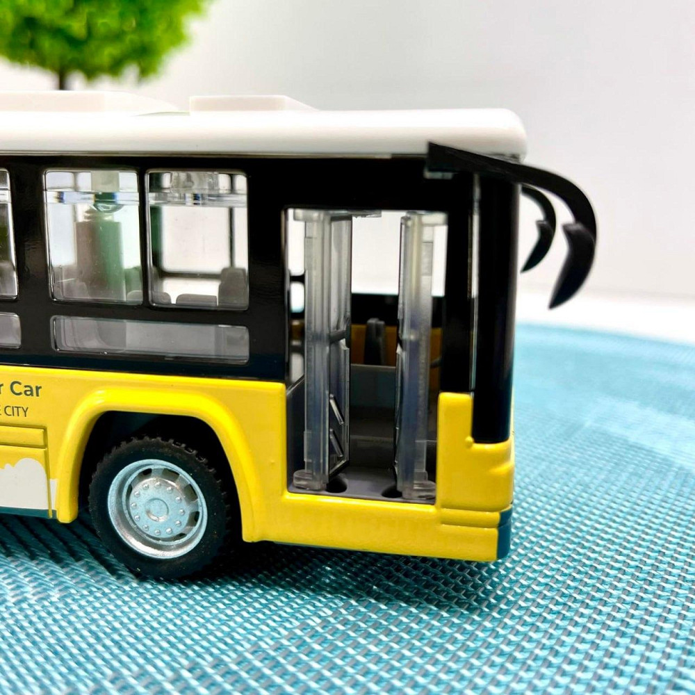 Автобус металевий з інерцією підсвічуванням та звуком відчиняються двері Жовтий (CLM-0771AC) Чернігів - фото 6