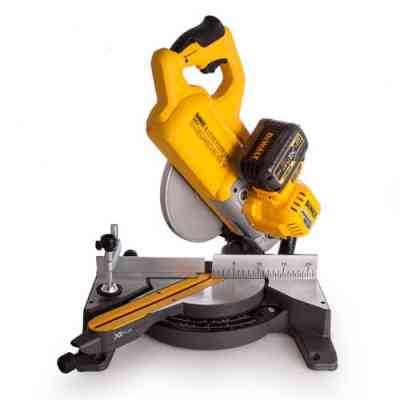 Торцювальна пила DeWALT 54В XR FLEXVOLT Li-Ion, 216х30 мм, XPS, 15 кг, 2x6Ah, TSTAK (DCS777T2) Вінниця