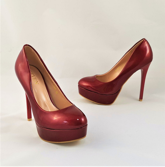 Жіночі Бордові Туфлі на Каблуку Шпильке Лакові Модельні (розміри: 36,37,38,39) — 152 Дніпро - фото 6