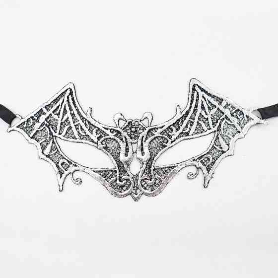 Маска із тканини на обличчя Кажан 24 на 9 см сріблястий Київ