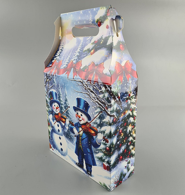 Новогодняя подарочная картонная упаковка для конфет (600грм) №226 