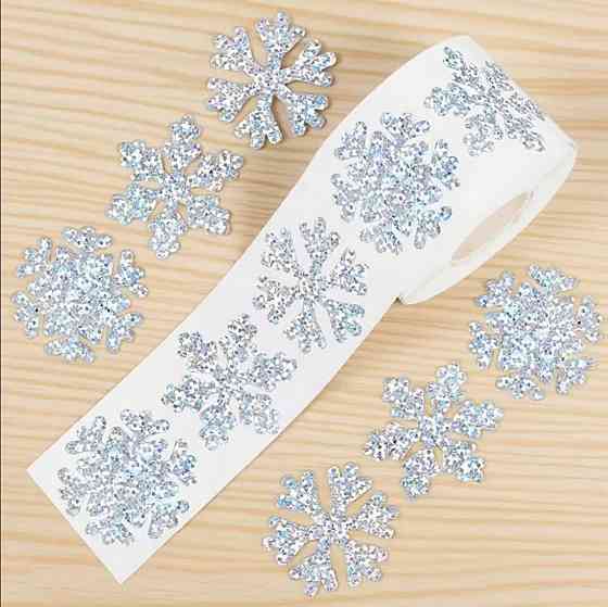 Новогодние наклейки снежинки серебряные, 500 шт, рулон Киев