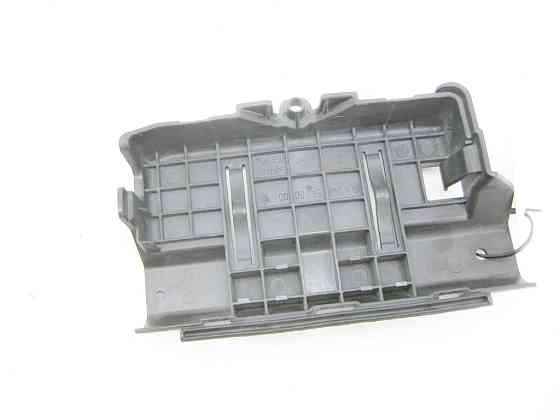 Mercedes-Benz  A2465410000 Кришка корпусу допоміжного АКБ CLA Shooting Brake X117 CLA C117 GLA X156 A-class W176 B-class W242 B-class W246 Maybach X22 Одесса