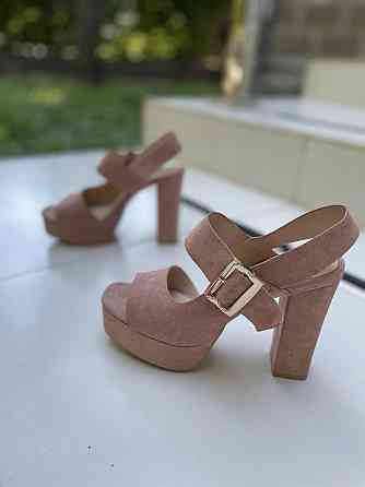 Girnaive Босоніжки жіночі Girnaive пудра (літо, еко-замша) (1020) лише 37р. Коломыя