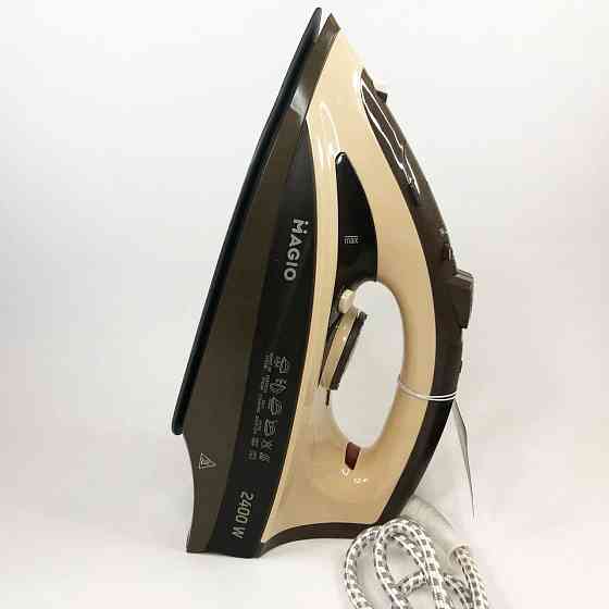 Утюг Magio MG-134 мощностью 2400 Вт с паровым ударом и керамической подошвой для легкого глажения Киев