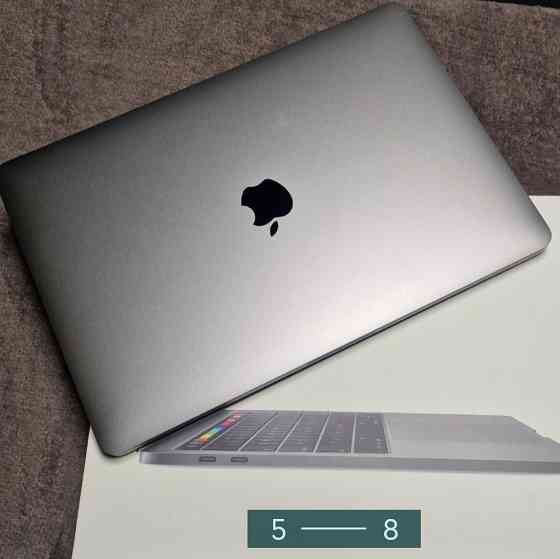 Ноутбук: MacBook Pro 13 8/128Gb. Touch Bar. Київ