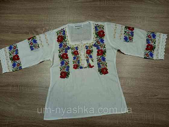 Жіноча лляна вишиванка 