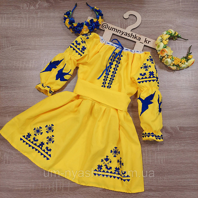 Вишите плаття жовте з синіми ластівками Кривий Ріг - фото 2