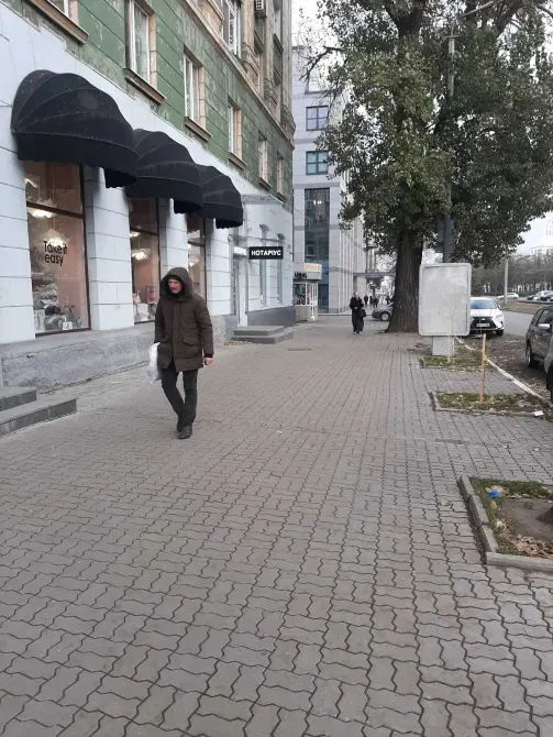 Здам магазин\послуги з новим ремонтом. Яворницького 74. Червона лінія з окремим входом. Роскішний ремонт, ідеально під магазин. Дніпро - фото 1