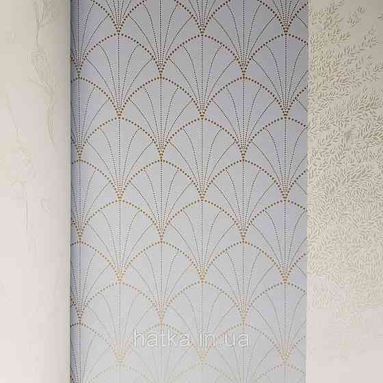Шпалери вінілові на флізелін Caselio The Place to bed 0.53х10 м геометрія фігури золотисті смуги на блакитному Київ
