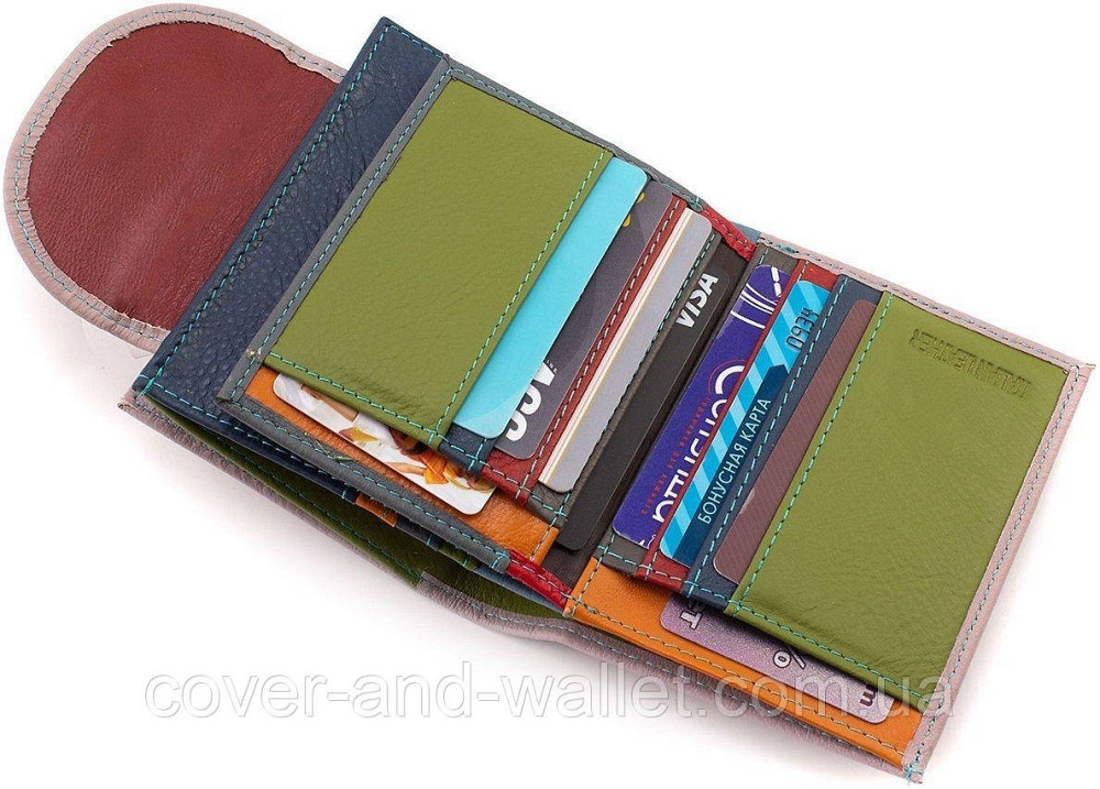 Красивый компактный пудровый женский кошелёк из натуральной кожи с монетницей ST Leather Киев - изображение 8