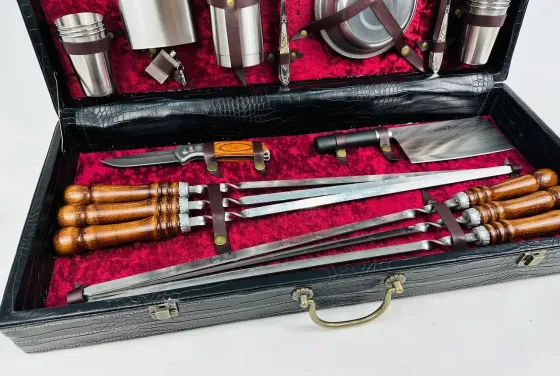 Набори шампурів, Набір шампурів у шкіряному кейсі "VIP 4" Шампури, вертіла Тернопіль