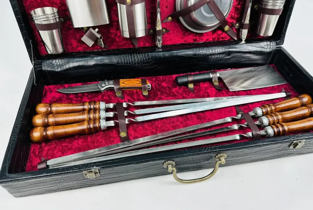 Набори шампурів, Набір шампурів у шкіряному кейсі "VIP 4" Шампури, вертіла Тернопіль - фото 1