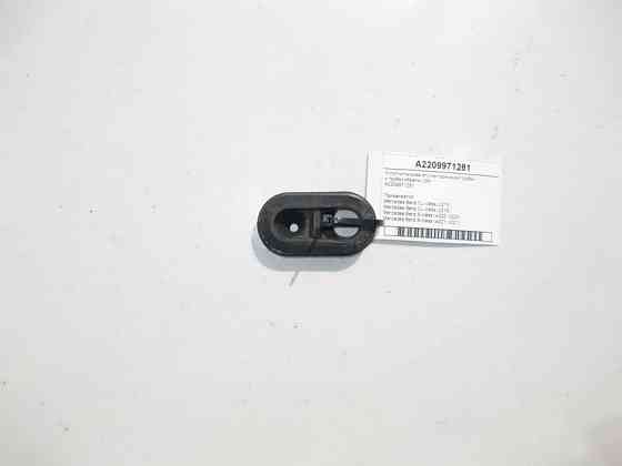 Mercedes-Benz  A2209971281 Ущільнювальна втулка гальмівної трубки S-Class W220 W221 CL C215 C216 Одесса
