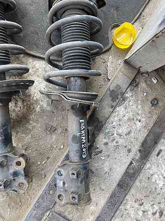 Передня ліва стійка в зборі для Hyundai Elantra 2011-2015 року Київ