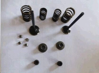 Клапани (пара, у зборі) Хонда 4T SH 125/150 Мукачево - фото 1