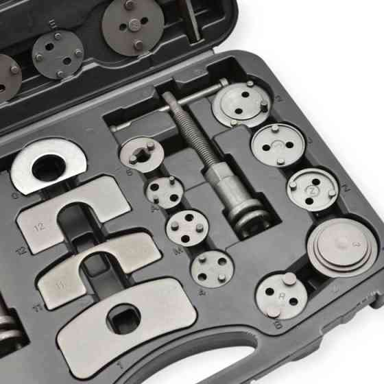 Набор съёмников тормозных цилиндров 35 шт 2 воротка с прав. и левой резьбой Мукачево